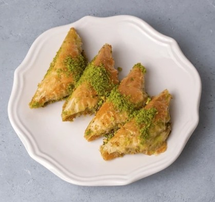 Kaliteli Fıstık Dolgulu 1000 Gr Şöbiyet pasta